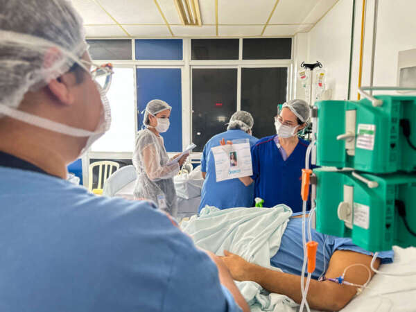 “Amigo secreto”: mensagens trocadas entre pacientes internados no HGF promovem momentos de acolhimento