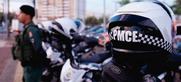 Polícia Militar salva criança engasgada no Álvaro Weyne