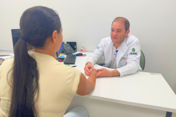 Especialista do HRVJ fala sobre causas, sintomas e medidas para reduzir riscos do câncer de ovário