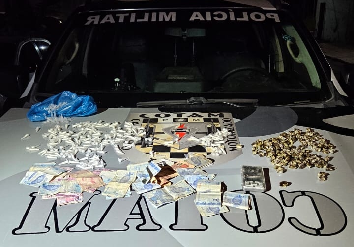 Polícia Militar prende dupla por tráfico de drogas na Capital