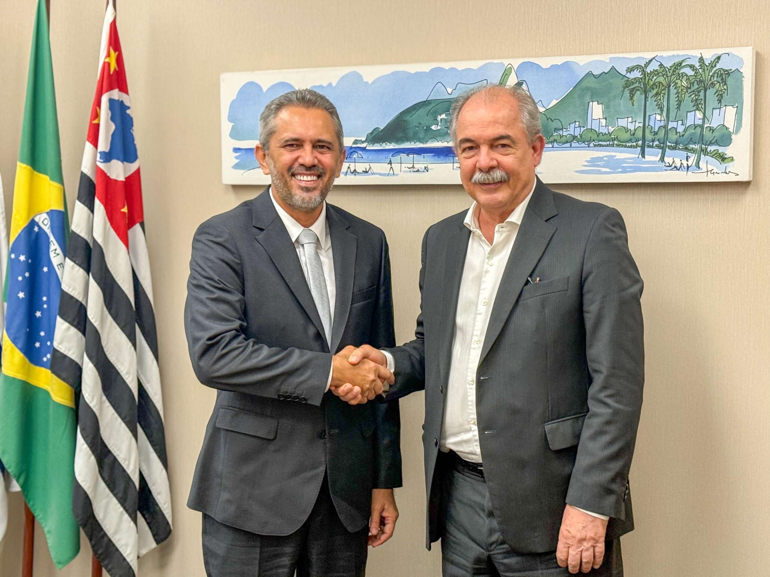 Após reunião em São Paulo com BNDES, governador Elmano de Freitas anuncia mais de R$ 360 milhões em investimentos