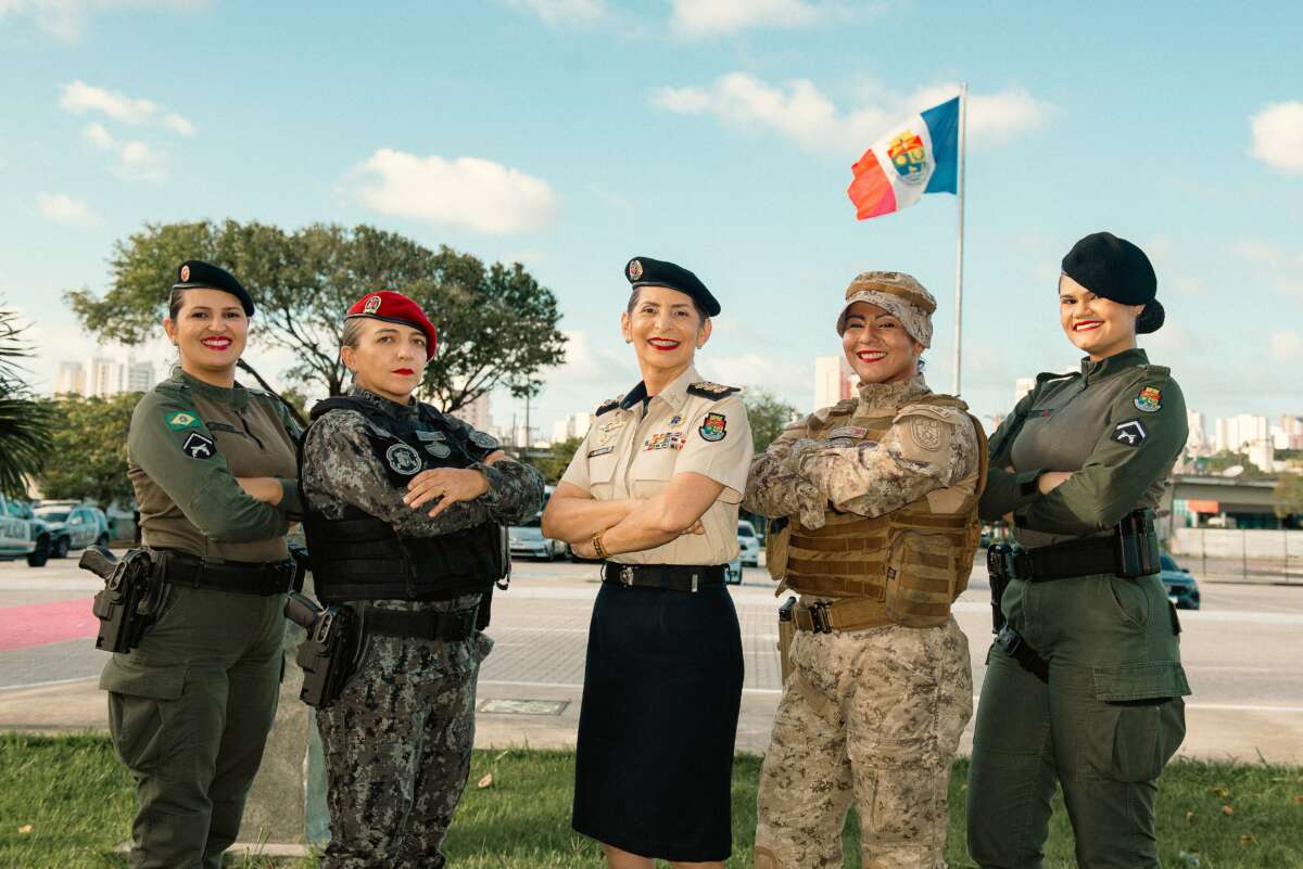 Dia da Policial Feminina: Estado homenageia agentes pela atuação na PMCE
