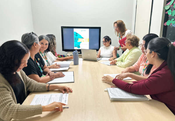 Descentralização: ESP/CE realiza encontro de preceptores da Residência Multiprofissional em todas as Regiões de Saúde do estado