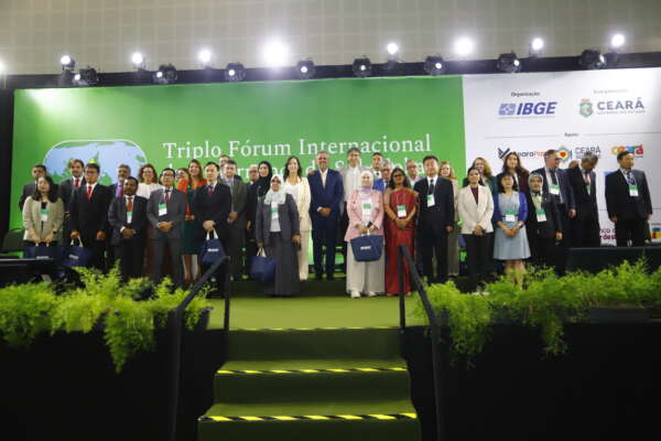 Governador Elmano de Freitas defende a integração de dados para aprimorar as políticas públicas