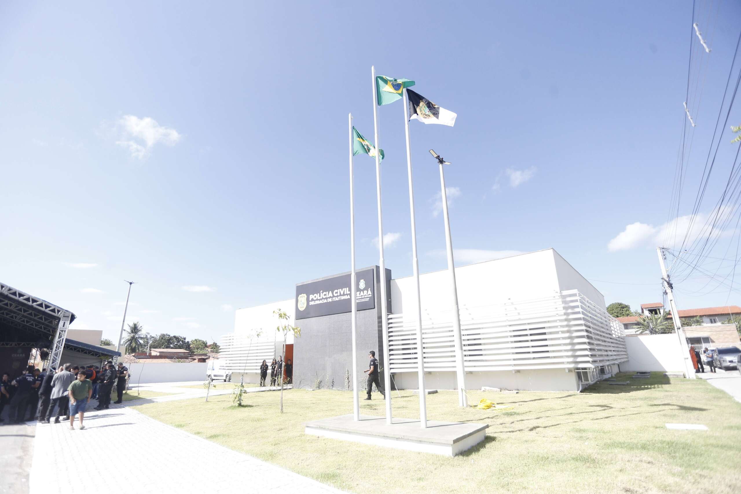 Governo do Estado inaugura Delegacia de Itaitinga, a 7ª dentro do Programa Ceará Contra o Crime