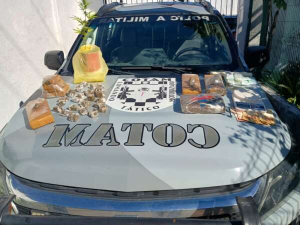 PM prende suspeito e apreende tabletes e planta de maconha no Presidente Kennedy