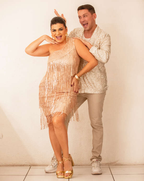 “Mãezinhas Night Show”: Comédia com Morgana Camila e Denis Lacerda cumpre temporada no Teatro Morro do Ouro