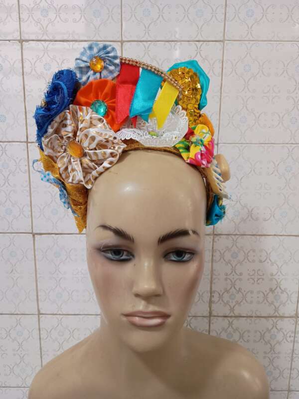 Museu da Imagem e do Som promove oficina de adereços juninos e sessão de desenho com modelo vivo