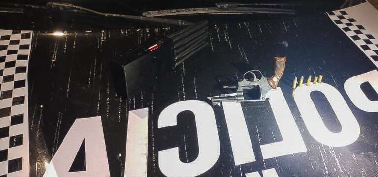 Trio suspeito de roubo é detido pela PMCE após perseguição no bairro Planalto Ayrton Senna