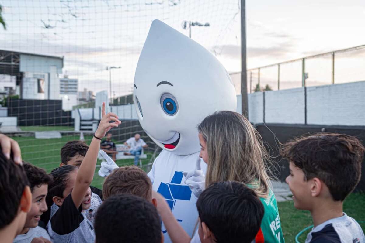 Sesa realiza ações de incentivo à vacinação com presença de Zé Gotinha junto aos times do Ceará e do Fortaleza
