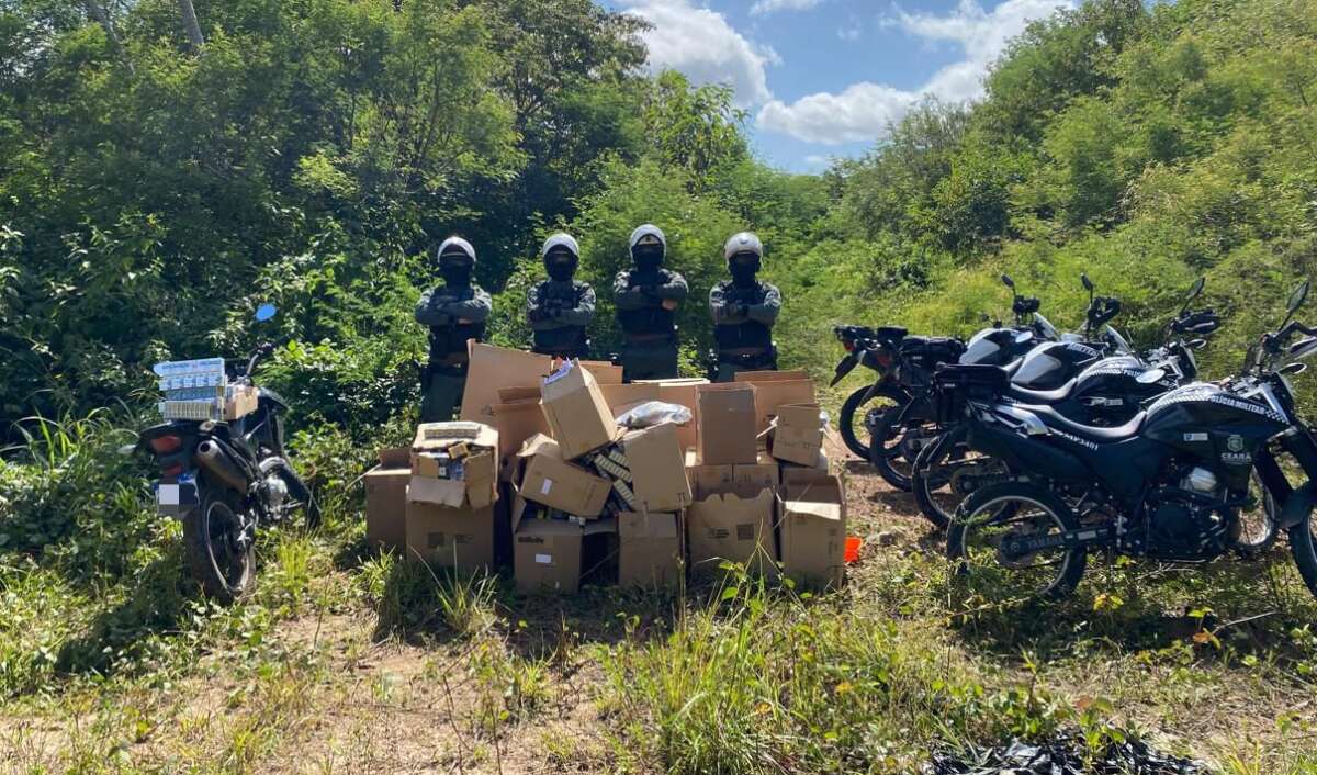 PMCE recupera carga com mais de 200 mil cigarros e motocicleta roubada no bairro Pedras