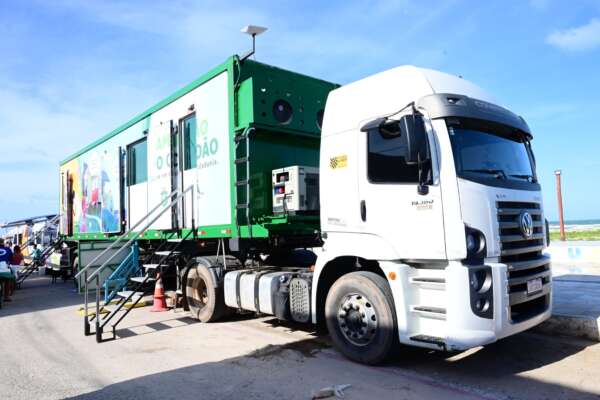 Caminhão do Cidadão leva serviços gratuitos a Fortaleza, Baturité, Campos Sales e Itapiúna