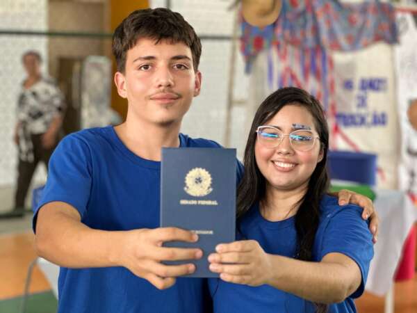 Estudante de Maracanaú vence fase estadual do Jovem Senador e terá vivência em Brasília
