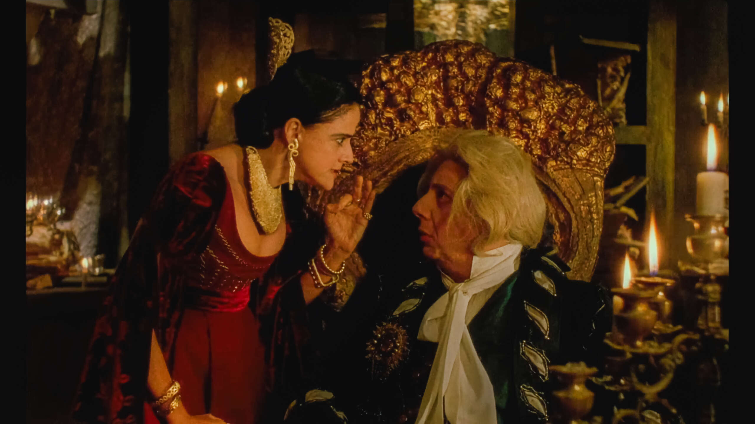 Clássico do cinema brasileiro “Carlota Joaquina, Princesa do Brazil” será exibido gratuitamente no Cineteatro São Luiz com presença da diretora Carla Camurati