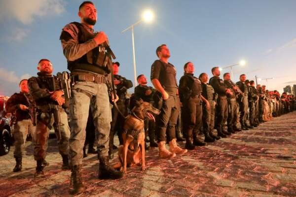 Segurança é reforçada na Capital e no Interior com mais de 1.860 policiais nas ruas durante operação