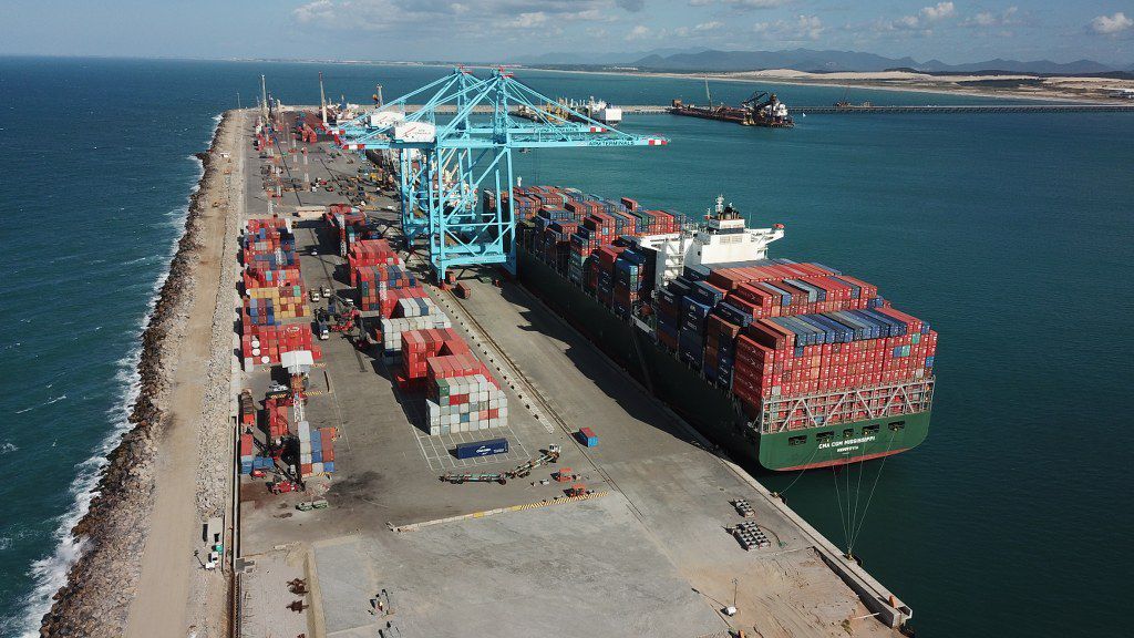 Porto do Pecém encerra primeiro semestre com aumento de 38% na movimentação de contêineres e de 10% na movimentação geral
