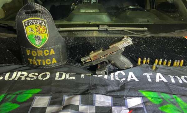 PMCE apreende arma de fogo municiada e prende suspeito em Caucaia