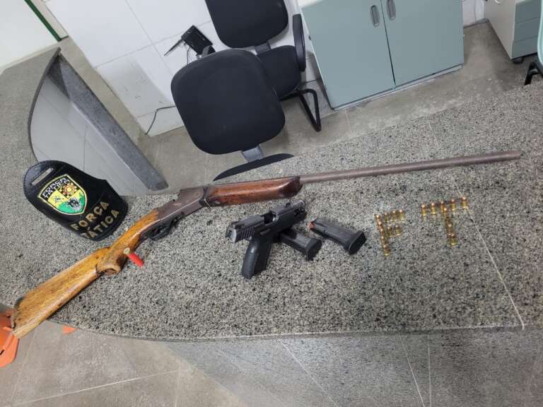 PMCE apreende armas e munições durante ação em Horizonte