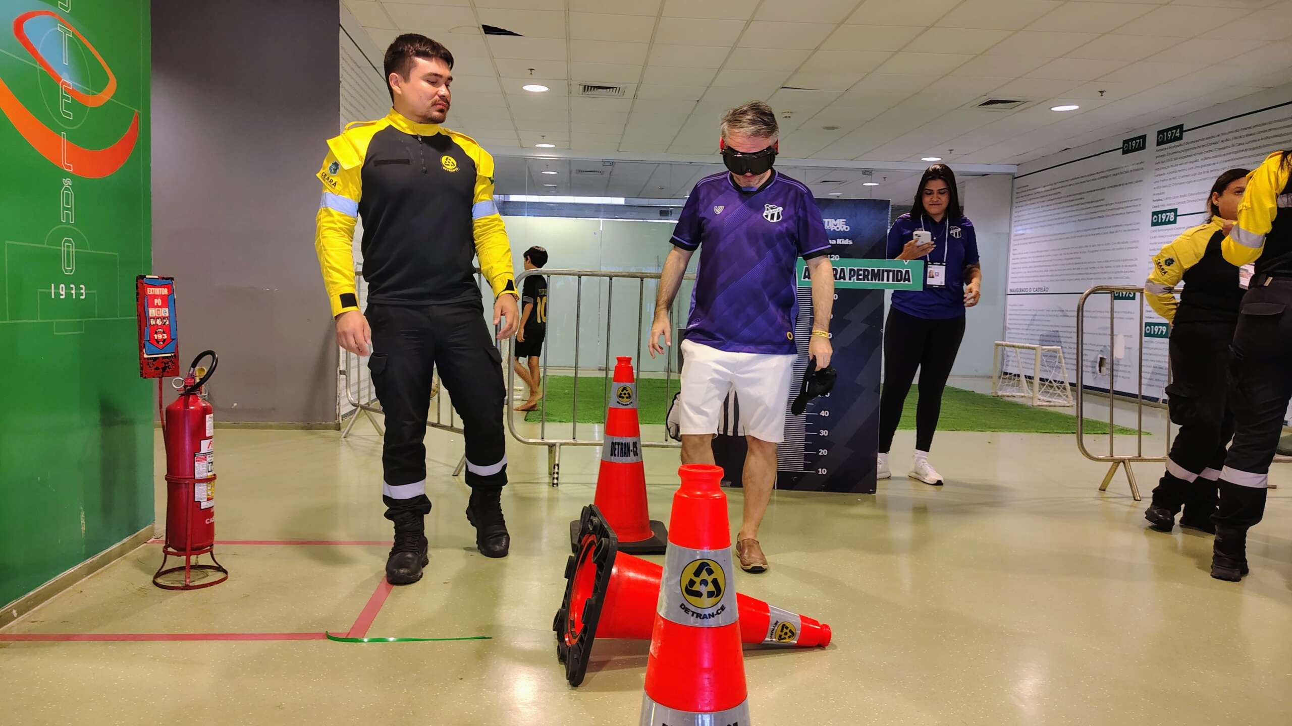 Detran-CE realiza ação educativa em jogo Ceará x Corinthians na Arena Castelão