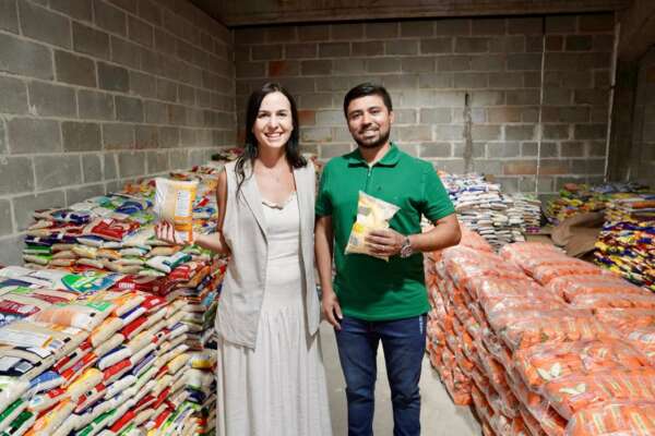 Arena Romeirão e Park Lima arrecadam 11 toneladas de alimentos para o Ceará Sem Fome