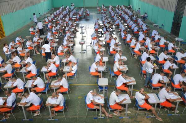 Sistema prisional do Ceará registra mais de 11 mil inscrições de internos para o Encceja PPL 2025