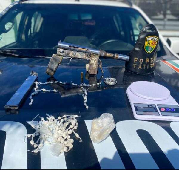 PMCE apreende submetralhadora artesanal e drogas no bairro Planalto Ayrton Senna, em Fortaleza