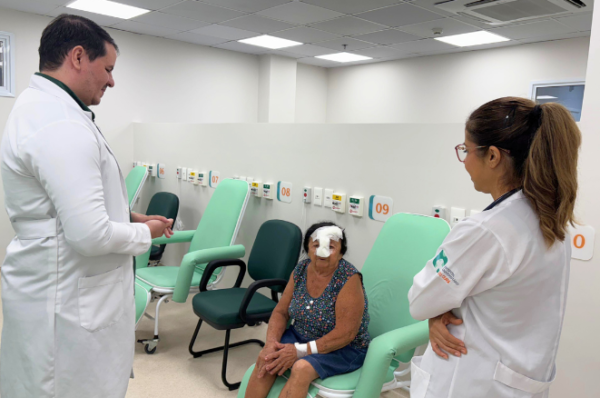 Nova sala de alta do Hospital Universitário do Ceará proporciona conforto a pacientes e otimiza ocupação de leitos de internação