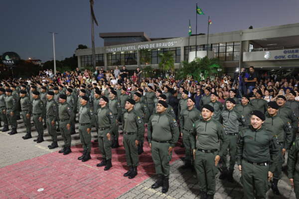 Nova turma com 175 policiais militares reforça patrulhamento em Fortaleza e sua Região Metropolitana, prioritariamente
