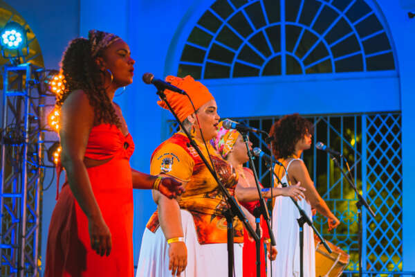 MIS realiza shows na sexta (15) e no domingo (17), GaMIS e encerra exposição “Negro é um rio que navego em sonhos” na Galeria da Liberdade