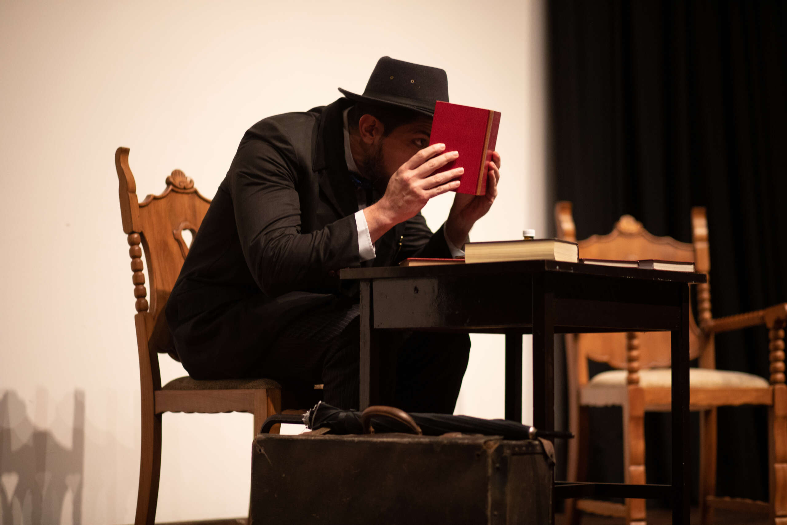 Nova edição do projeto “Café nos trilhos: um passeio entre museus” apresenta espetáculo teatral neste domingo (31)