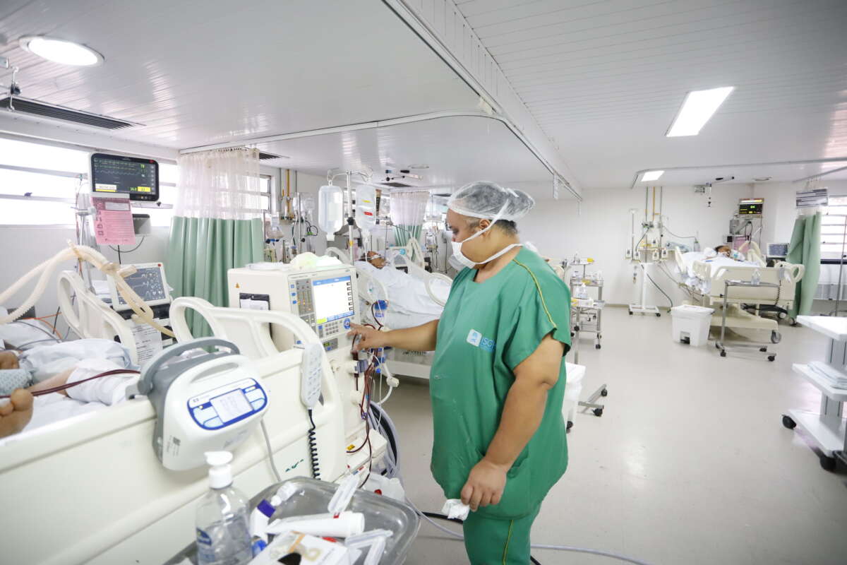 Hospital Geral Dr. Waldemar Alcântara fortalece humanização no cuidado ao pacientes da UTI com auxílio da Psicologia