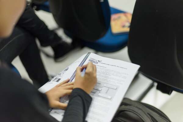 Cagece oferece cursos gratuitos de qualificação profissional