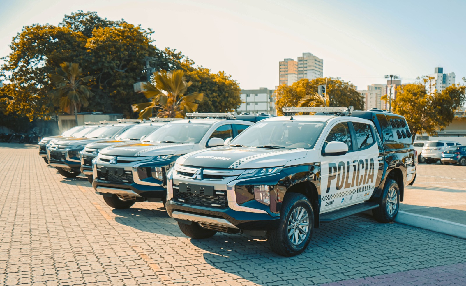 Governo do Ceará recebe do Governo Federal 12 novas viaturas para atuação da Polícia Militar