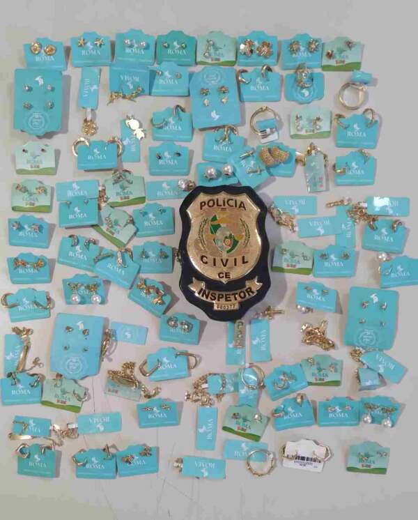 Polícia Civil do Ceará recupera joias roubadas em Morada Nova