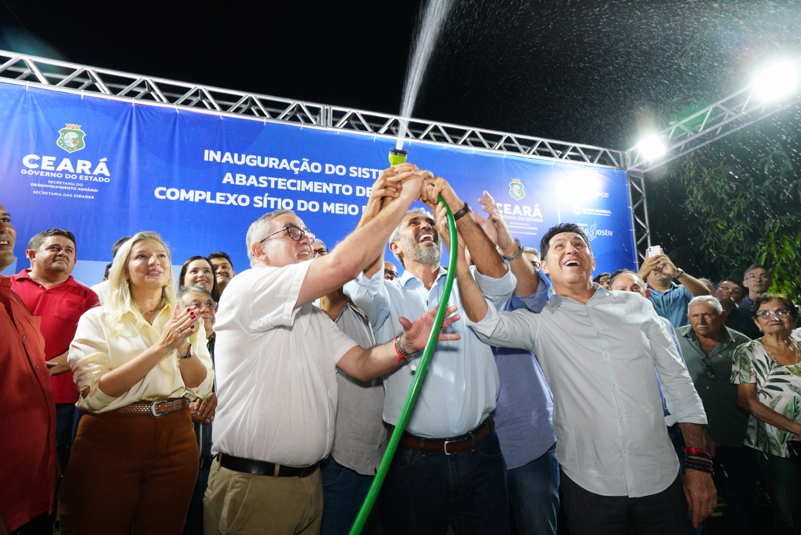 Governo do Ceará inaugura sistema de abastecimento de água em Itapipoca