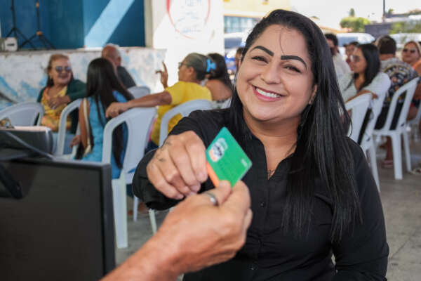 Caravana VaiVem Trabalhador leva gratuidade de passagens para Pindoretama