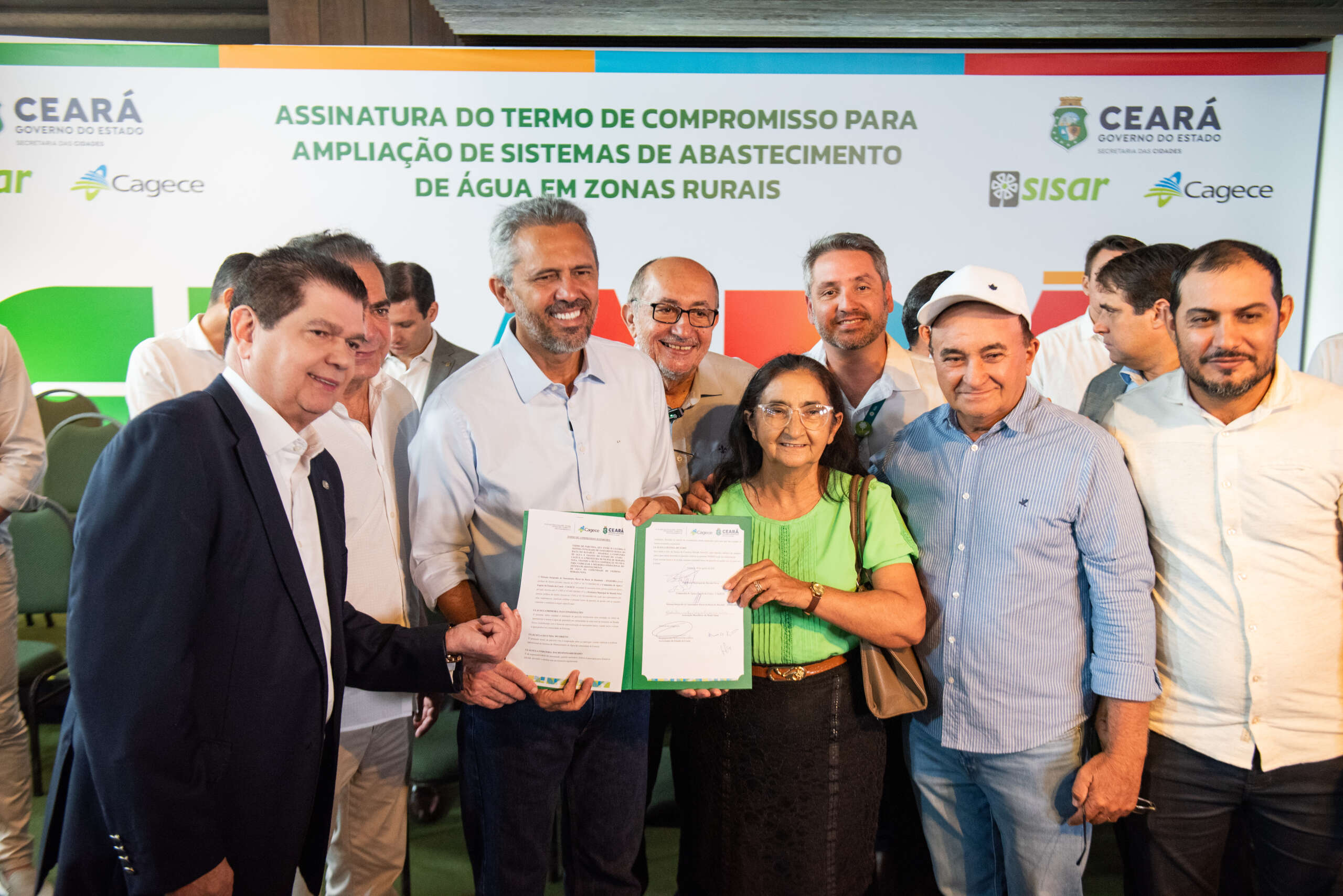 Mais de 2.700 famílias da zona rural terão abastecimento de água ampliado em 19 municípios