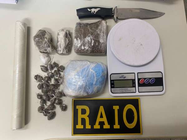 Suspeito de tráfico de drogas é preso pela PMCE em posse de maconha e cocaína em Paraipaba