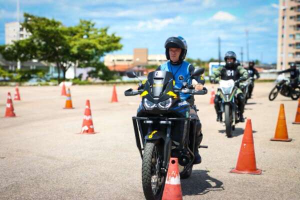 Policiais militares do Ceará e de Rondônia iniciam Curso Especial de Policiamento com Motocicletas da Aesp/CE