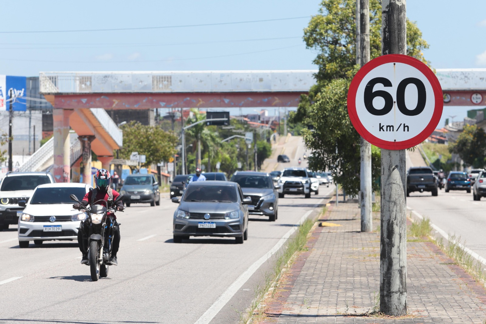 Detran-CE reduz limite de velocidade para 60 km/h na Avenida Carlos Jereissati