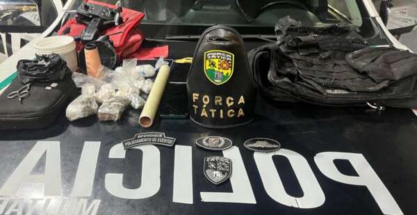 PMCE prende suspeito e apreende drogas em Fortaleza