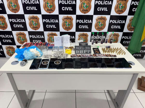 Mulher suspeita de integrar grupo criminoso é presa pela PCCE no Jangurussu
