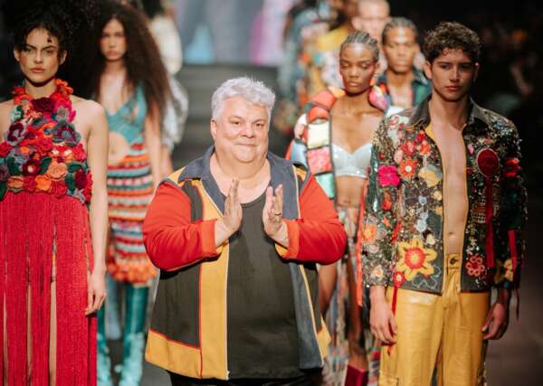 Coleção “Mosaico” de Kallil Nepomuceno e Cagece inicia circuito nacional de moda em Porto Alegre