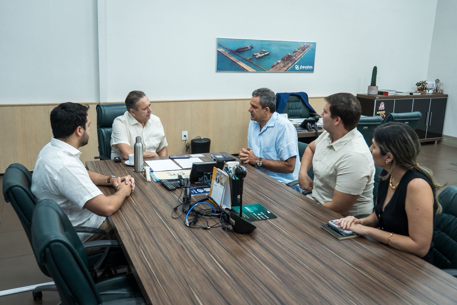 SDE discute projeto de expansão de fábrica de casquinhas de sorvete em Icó