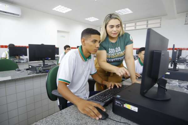 4ª parcela dos precatórios do Fundef começa a ser paga no dia 1º de setembro, anuncia Elmano