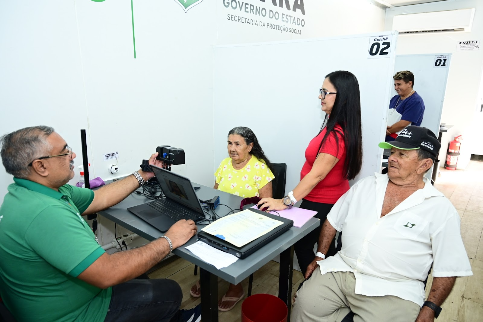 Caminhão do Cidadão leva serviços gratuitos para oito municípios do Ceará na próxima semana