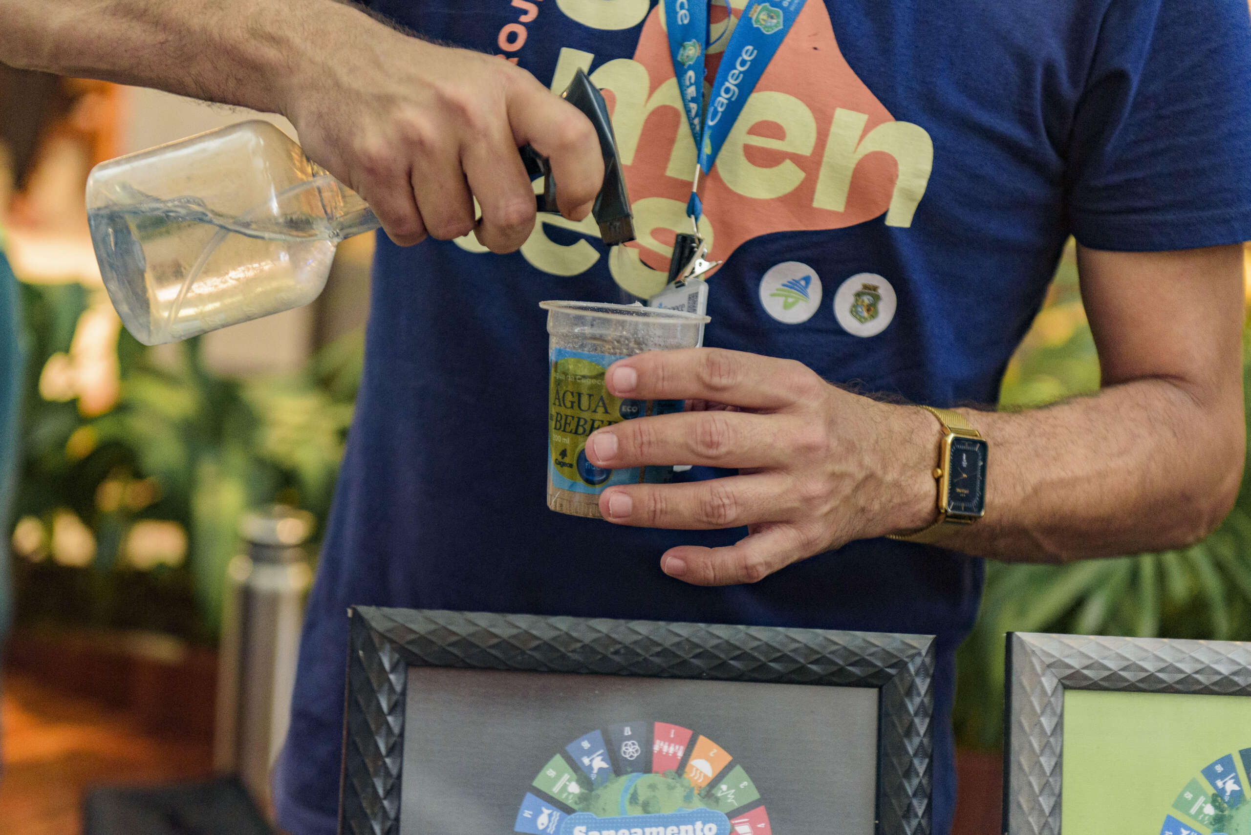 Ações sociais da Cagece sensibilizam população sobre obras de saneamento na Praia do Preá