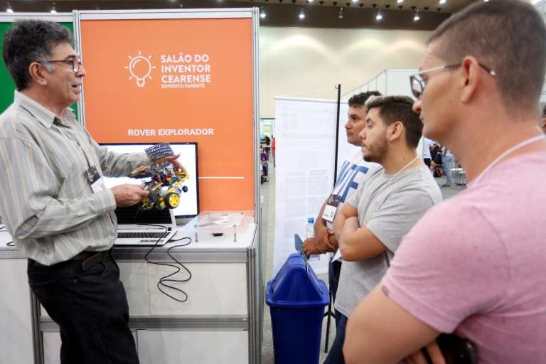 Secitece divulga editais para popularizar ciência, valorizar inventores e apoiar negócios de impacto no Ceará