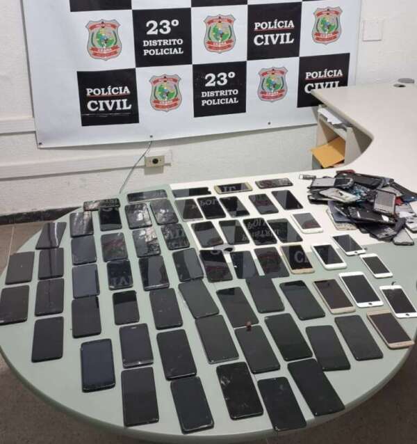 PCCE prende suspeito por receptação e apreende mais de 60 celulares roubados