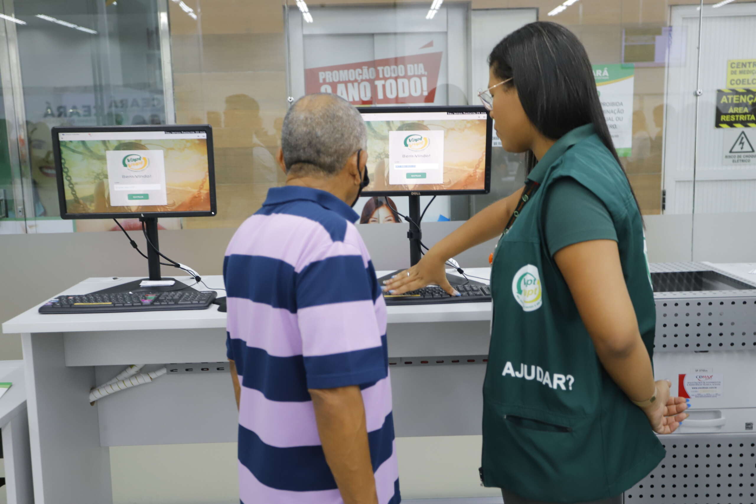 Presença de pessoas pretas e pardas no serviço público estadual cresce 149% no Ceará